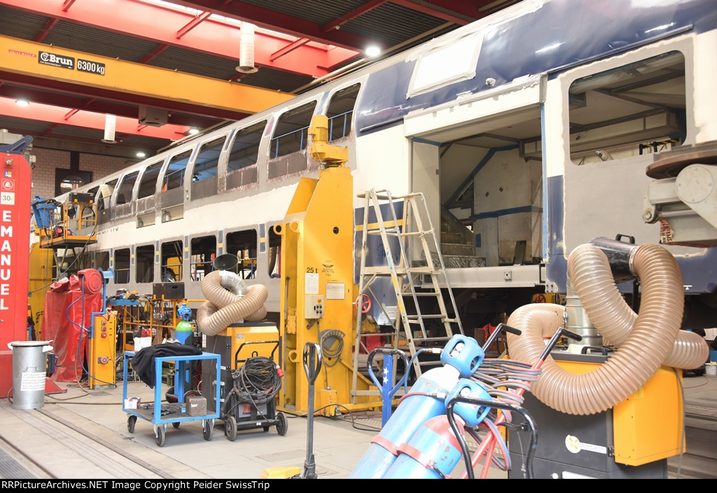 SBB revision double-decker shuttle train